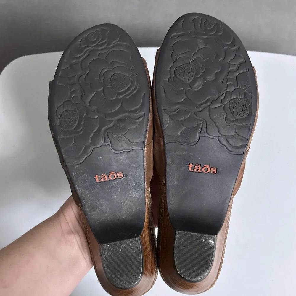 Taos Soul Sandals 8 Brown Leather Ruched Wedge Slide Mule Slip On Thong